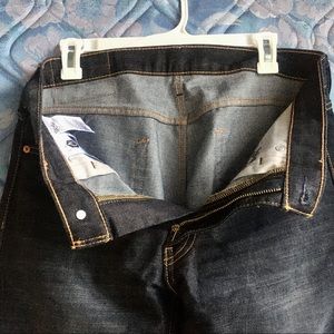 513 Levi’s Straight Dark Blue Jeans